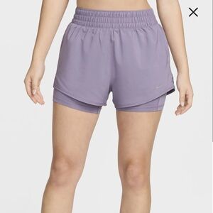 NIKE SMALL DRI FIT HIGH WAISTED SHORTS